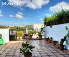 Gran vivienda adosada en Cazalla De La Sierra con fantásticas vistas a la sierra!!!