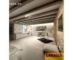 Elegante y moderno apartamento loft. Torrelavega.