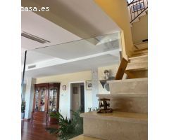 Espectacular chalet en Écija, en urbanización privada Cerro de San Cristóbal!!