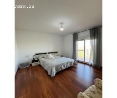 Espectacular chalet en Écija, en urbanización privada Cerro de San Cristóbal!!
