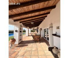 Espectacular chalet en Écija, en urbanización privada Cerro de San Cristóbal!!