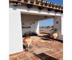 Espectacular chalet en Écija, en urbanización privada Cerro de San Cristóbal!!