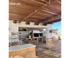 Espectacular chalet en Écija, en urbanización privada Cerro de San Cristóbal!!
