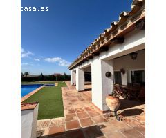 Espectacular chalet en Écija, en urbanización privada Cerro de San Cristóbal!!
