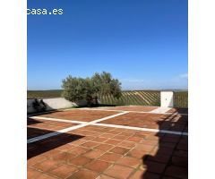 Espectacular chalet en Écija, en urbanización privada Cerro de San Cristóbal!!