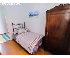 Casa restaurada en el centro de Porto do Son.
