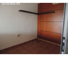 Local comercial muy bien ubicado en Aguadulce Almeria zona Centro sur
