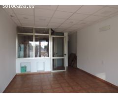 Local comercial muy bien ubicado en Aguadulce Almeria zona Centro sur