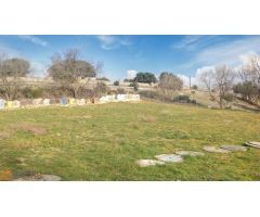 Casa de campo sobre finca rústica, más de 10.000m2
