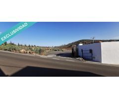 TERRENO URBANO Y RÚSTICO EN LA PASADILLA