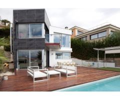 Villa de Lujo en Venta en Blanes, Girona