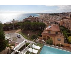 Villa de Lujo en Venta en Blanes, Girona