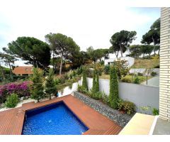 Villa de Lujo en Venta en Blanes, Girona