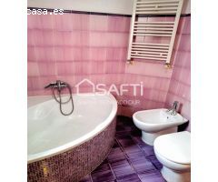 Estupendo chalet de 450 m2 de parcela y 365 m2 de vivienda.