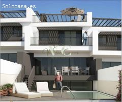 Adosada en Venta en Nerja Málaga