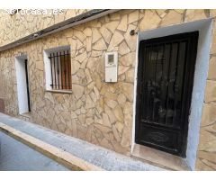 ¡Encantadora casa de los años 50 a un paso de las mejores playas de Vinaròs!