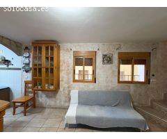 ¡Encantadora casa de los años 50 a un paso de las mejores playas de Vinaròs!