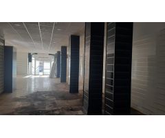 Estupendo local comercial en Marqués de Pickman!!!