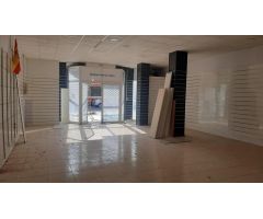 Estupendo local comercial en Marqués de Pickman!!!