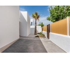 VILLAS DE OBRA NUEVA EN DOLORES
