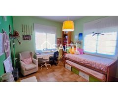 Exclusividad y Elegancia: Chalet de Ensueño en urbanización Los Conejos, Molina de Segura