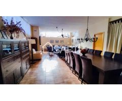 Exclusividad y Elegancia: Chalet de Ensueño en urbanización Los Conejos, Molina de Segura