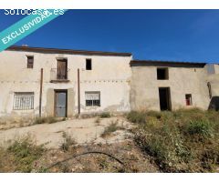 FANTASTICOS TERRENOS DE REGADIO EN MONTESA
