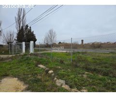 Oportunidad única: Casa con amplio terreno en Lleida