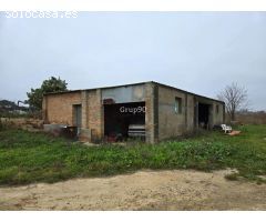Oportunidad única: Casa con amplio terreno en Lleida