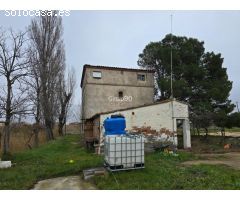 Oportunidad única: Casa con amplio terreno en Lleida