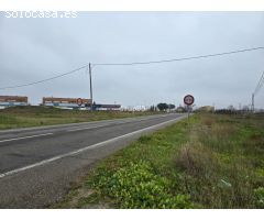 Oportunidad única: Casa con amplio terreno en Lleida