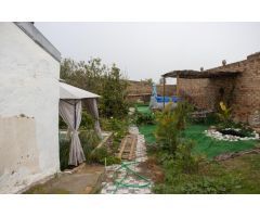 Se vende parcela con vivienda