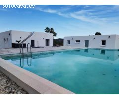 VILLA CON PISCINA CON RENTABILIDAD TURÍSTICA