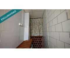 ¡Tu oasis en la ciudad: terraza, espacio y comodidad cerca del centro!