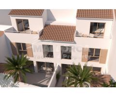 Parcela con licencia para 2 casas adosadas