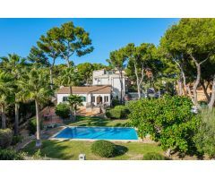 Villa with Pool & Gardens Near Port Santa Ponsa