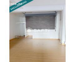 Gran oportunidad de bajo comercial a pie de calle.