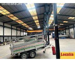 Amplia nave con campa en alquiler