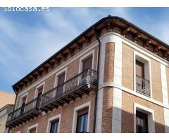 FANTASTICO PISO EN VENTA EN LA PLAZA MAYOR DE MEDINA DEL CAMPO.