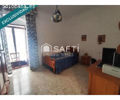 Casa en venta en Aguilar de la Frontera
