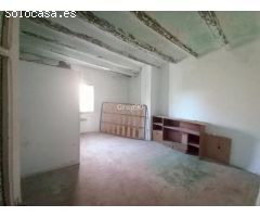 ¡CASA DE PUEBLO EN CERVERA CON GRAN POTENCIAL!