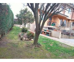 Chalet adosado en S. Andrés del Rabanedo: Espacio, Luz y Calidez para Disfrutar en Familia.