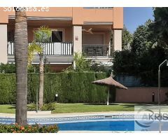 Precioso piso con garaje con vistas a la playa