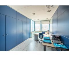 Oficinas de 235 m² con terraza y parking en Empuriabrava