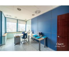 Oficinas de 235 m² con terraza y parking en Empuriabrava