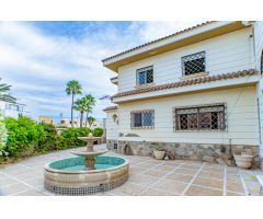 Casa-Chalet en Venta en Almería Almería 
