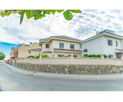 Casa-Chalet en Venta en Almería Almería 
