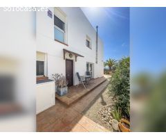 Adosada en Venta en Retamar Almería 