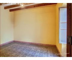 Doble piso en el centro de Alquería para reformar