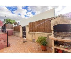 Exclusiva vivienda en Aspe: Disfruta de un entorno natural y la cercanía a la ciudad